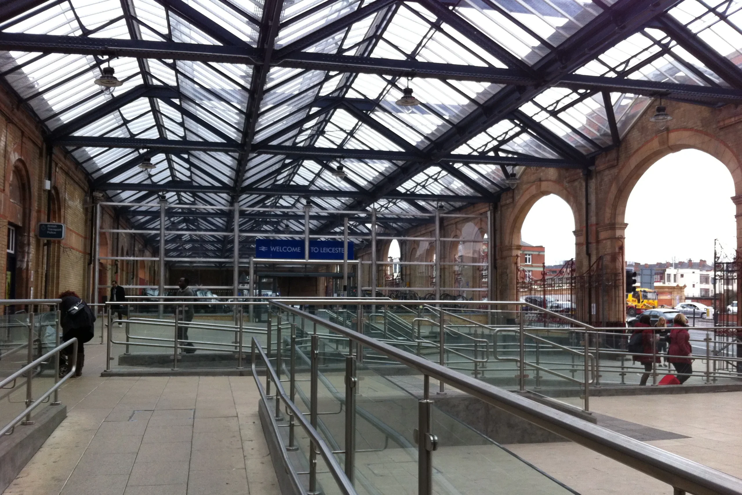 Leicester railway station glazing